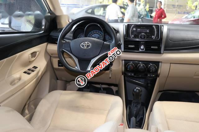 Bán xe Toyota Vios E 1.5MT năm 2016, màu bạc -5