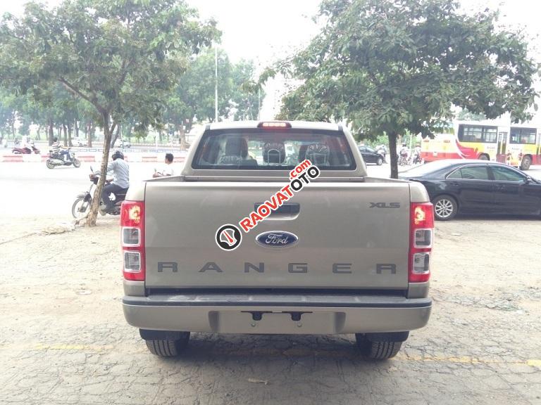 Ford Ranger XLS AT, giá tốt nhất thị trường, xe giao ngay, hỗ trợ vay ngân hàng 80% giá xe-3