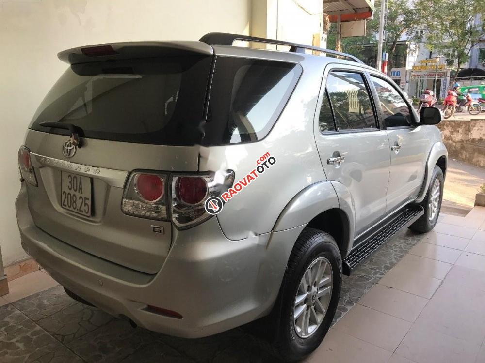 Bán Toyota Fortuner 2.5G đời 2014, màu bạc số sàn-2