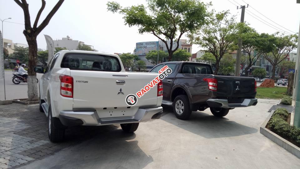 Bán Mitsubishi Triton 4x2MT 2018, màu trắng, xe nhập, giá chỉ 560 triệu-4