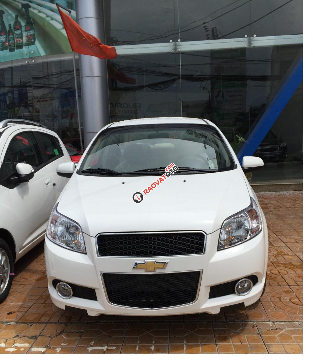 Chevrolet Aveo LT màu trắng, mua xe trả góp, lãi suất ưu đãi- LH: 090.102.7.102 Huyền Chevrolet-0