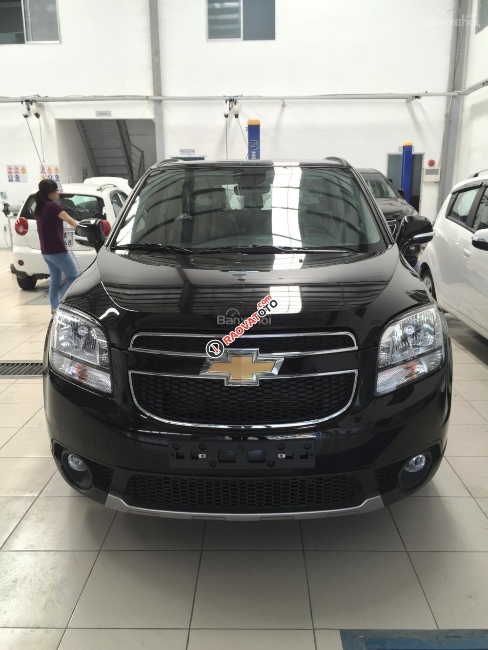 Chevrolet Orlando LTZ 1.8L màu đen 7 chỗ, chỉ cần trả trước 0% giá trị xe (đủ điều kiện kèm theo) - LH: 090.102.7102-1