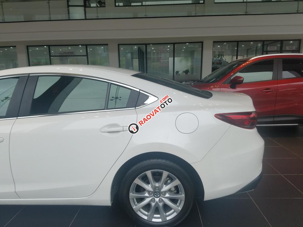 Bán Mazda 6 Facelift 2017 - giá chỉ 819 triệu - 190 triệu lấy xe ngay - Full phụ kiện - giao xe ngay-2