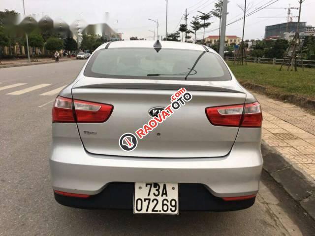 Bán Kia Rio đời 2016, màu bạc  -1