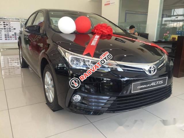 Bán Toyota Corolla altis đời 2017, màu đen-1