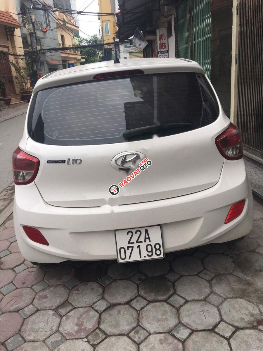 Cần bán Hyundai Grand i10 năm 2014, màu trắng, nhập khẩu nguyên chiếc-4