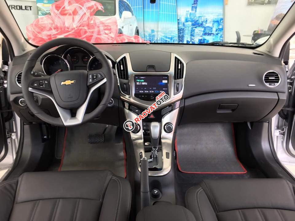 Chevrolet Cruze LTZ, hỗ trợ vay tối đa, chi phí lăn bánh tầm 150 triệu, bảo hành 3 năm, LH Nhung 0907148849-2
