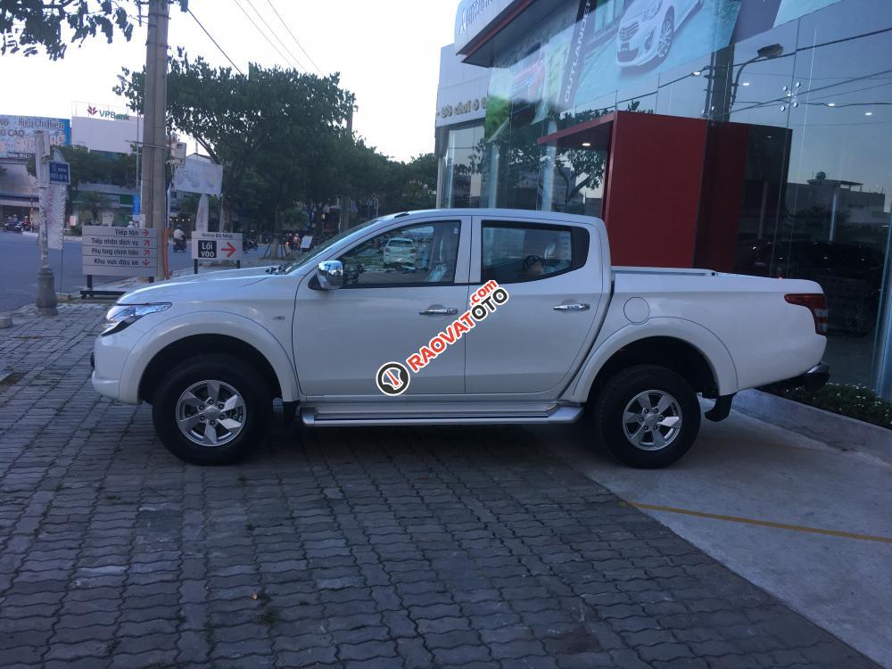 Bán Mitsubishi Triton 4x2MT 2018, màu trắng, xe nhập, giá chỉ 560 triệu-2