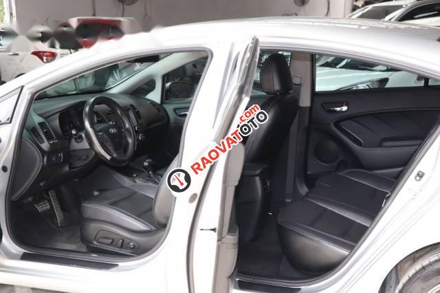 Bán Kia K3 2.0AT đời 2015, màu bạc-2