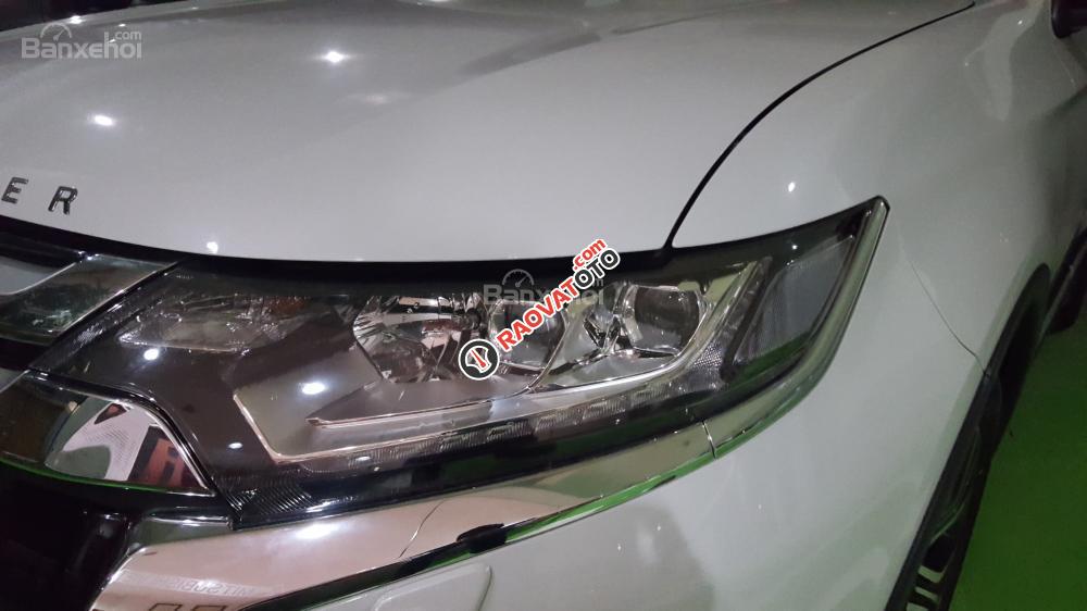 Bán xe Outlander, nhập khẩu từ Nhật, ưu đãi mùa hè đến 150 triệu, cho vay 80% - LH: 0905.91.01.99-4