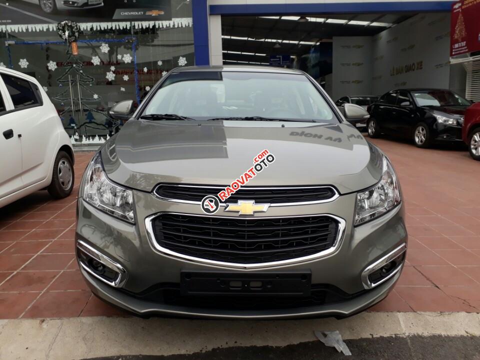 Bán ô tô Chevrolet Cruze LT năm 2017, màu xám (ghi), giảm 50 triệu-7