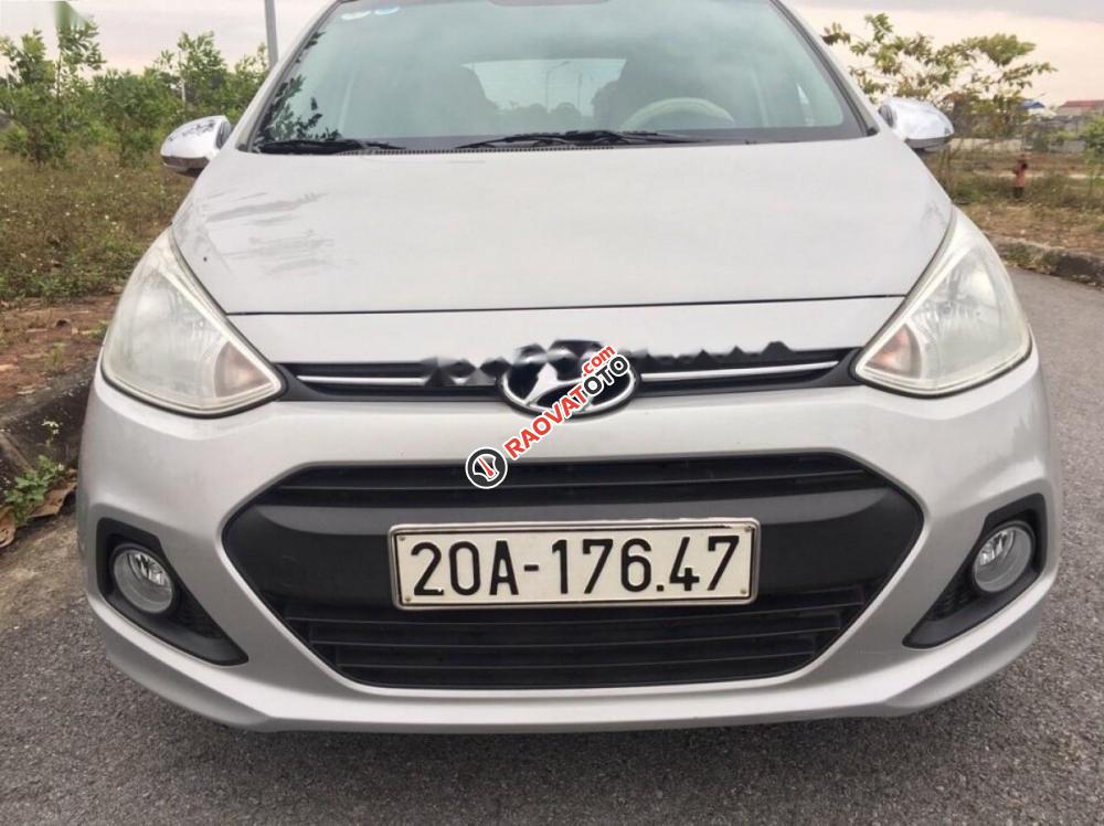 Cần bán lại xe Hyundai Grand i10 đời 2016, màu bạc, nhập khẩu số tự động, 349tr-4