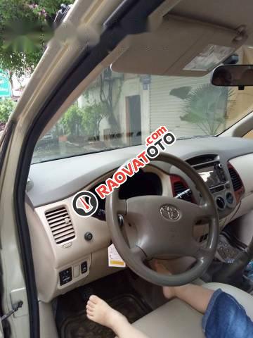 Bán xe Toyota Innova G đời 2006, màu vàng cát-1