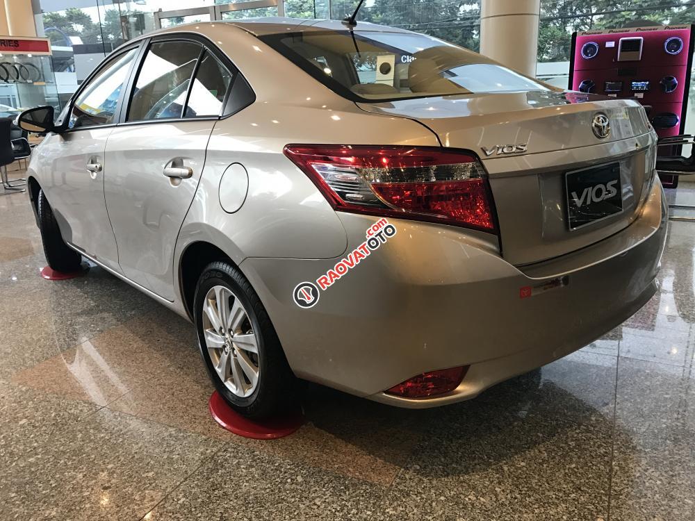 Bán xe Toyota Vios 1.5E, khuyến mãi giảm tiền mặt, tặng phụ kiện, xe giao ngay, tài trợ vay 80%-1