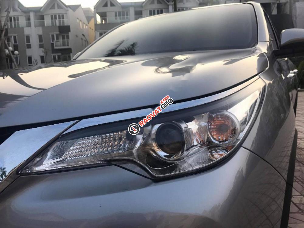 Bán Toyota Fortuner 2.7V 4x2 AT sản xuất 2017, màu bạc, nhập khẩu nguyên chiếc như mới-5