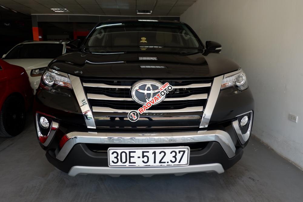 Bán ô tô Toyota Fortuner AT 4x4 sản xuất 2017, màu đen, xe nhập-3