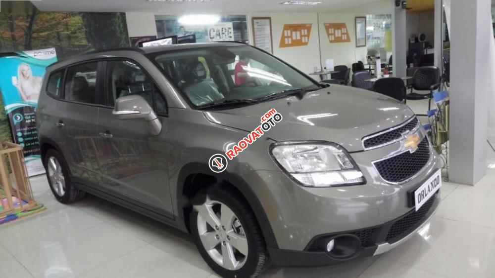 Cần bán xe Chevrolet Orlando 1.8 LT đời 2017, màu xám-0