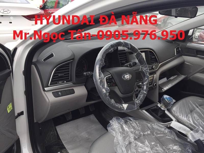 Cần bán xe Hyundai Elantra 1.6 MT 2017, màu trắng, nhập khẩu, giá cạnh tranh-15