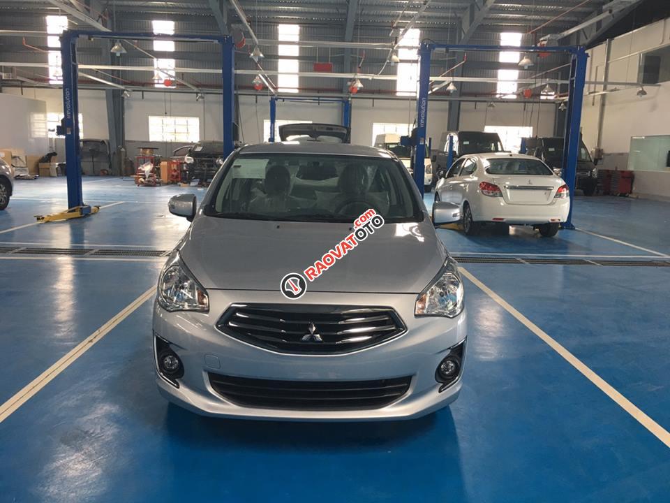 Bán xe Mitsubishi Attrage giá tốt nhất tại Quảng Bình, siêu khuyến mãi trong tháng 5/2018, giao xe ngay. LH 0911821516-1