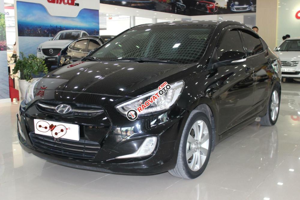 Cần bán Hyundai Accent màu đen, số sàn, 2016-1