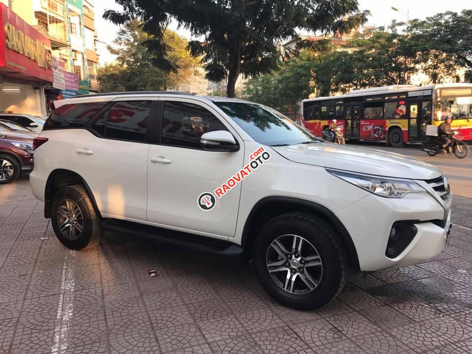 Cần bán xe Toyota Fortuner sản xuất 2016, màu trắng, 1 tỷ 065 triệu nhập khẩu-2