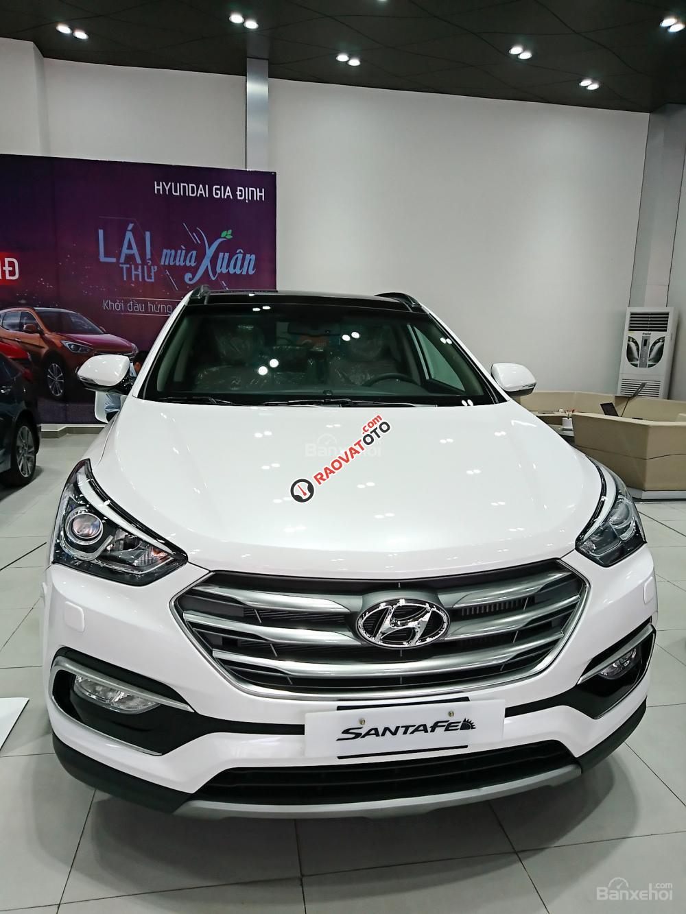 Hyundai Santa Fe 2.4 AT máy xăng tiêu chuẩn-5