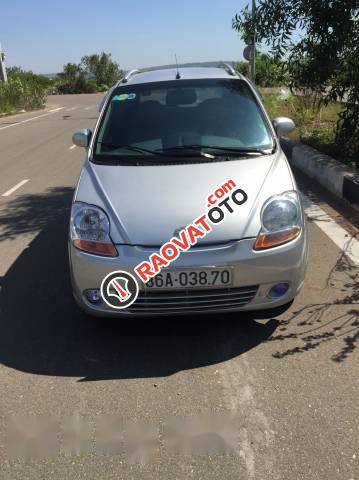 Bán Chevrolet Spark 2009, màu bạc, giá tốt-0