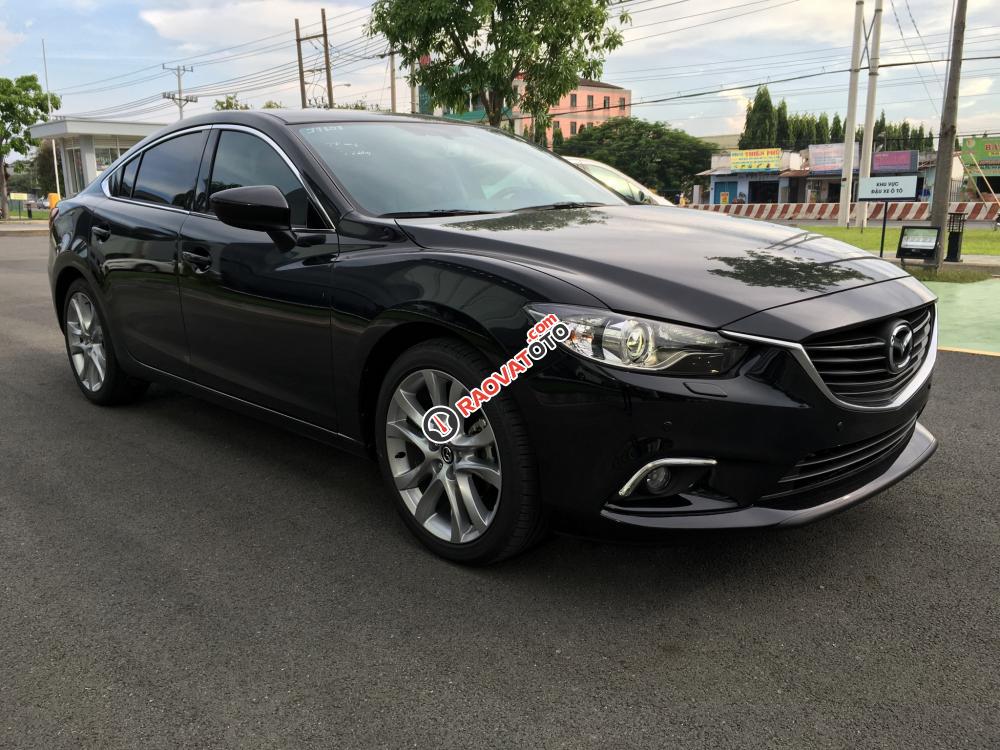 Cần bán Mazda 6 2.5 Premiun đời 2017, giá chỉ 999tr đồng với nhiều ưu đãi khuyến mại-2