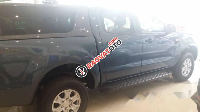 Bán xe Ford Ranger XLS sản xuất 2017, nhập khẩu nguyên chiếc-4