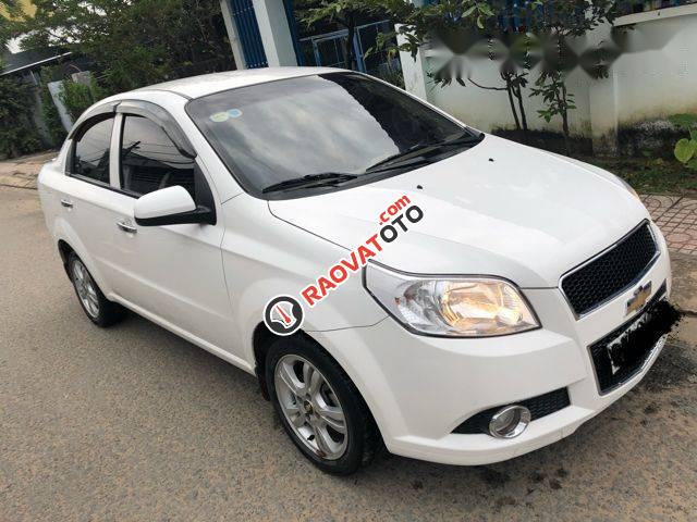 Bán xe Chevrolet Aveo LT 1.5 đời 2015, màu trắng số sàn, giá chỉ 329 triệu-0