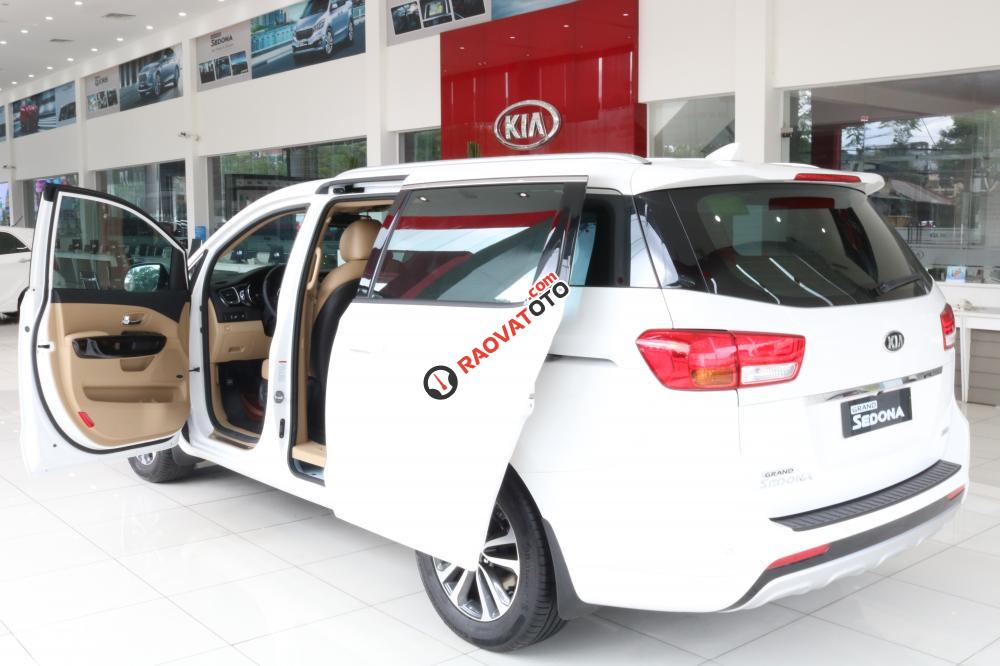 Bán xe Kia Sedona GATH 2018, giá tốt nhất thị trường, HT vay lãi suất thấp-6