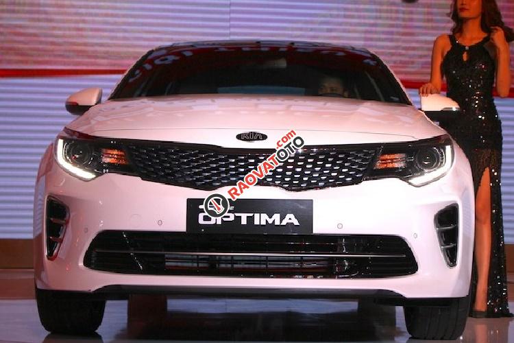 Bán Kia Optima GT Line đời 2018, màu trắng tại Kia Việt Trì, LH 0989.240.241-0