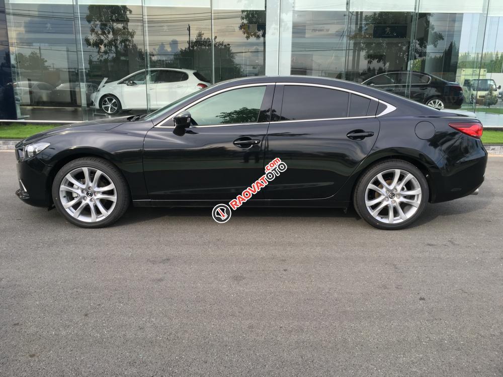 Cần bán Mazda 6 2.5 Premiun đời 2017, giá chỉ 999tr đồng với nhiều ưu đãi khuyến mại-3