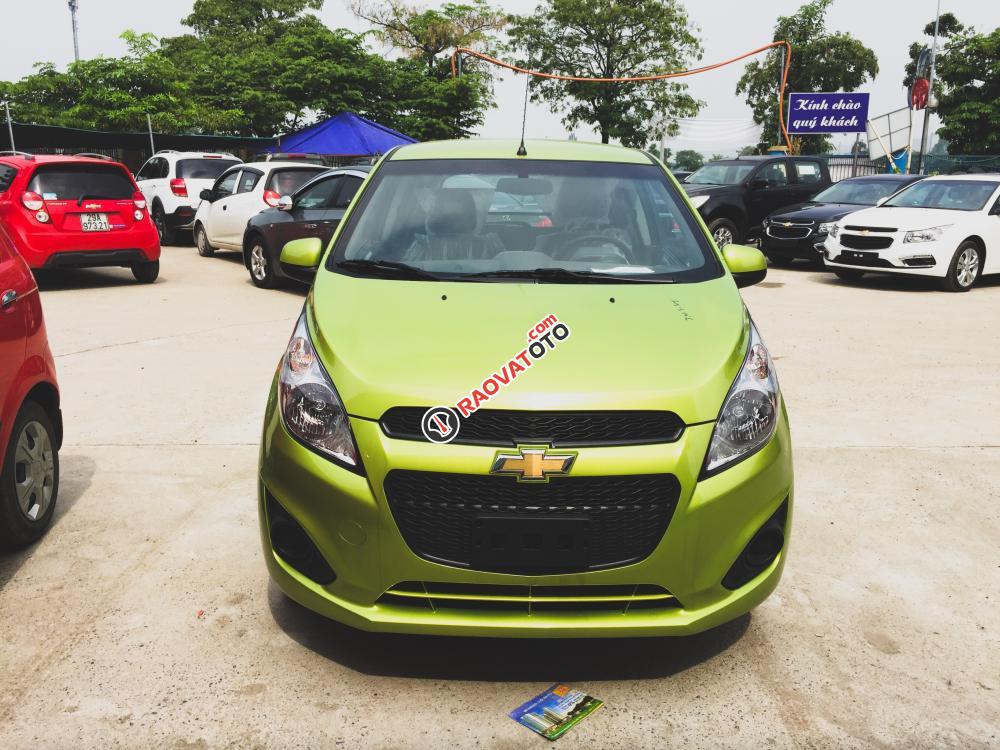 Bán Chevrolet Spark Van năm 2017 giá tốt-0