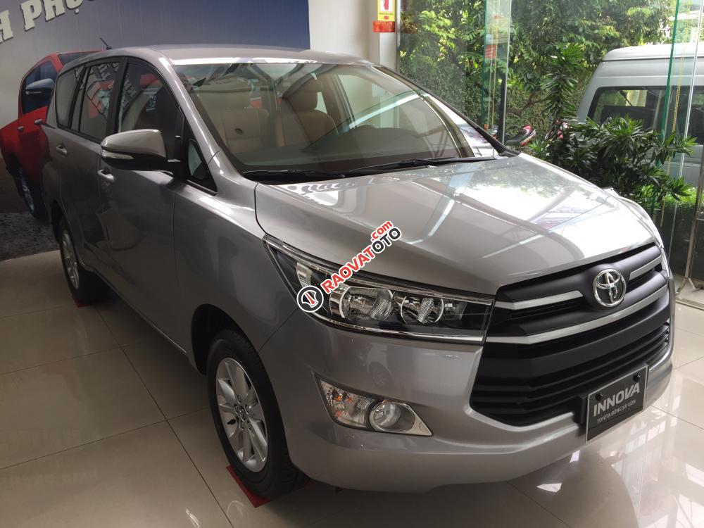 Toyota Innova E 2018, chỉ còn 707 triệu, giá tốt nhất thị trường, lh: 0912527079-0