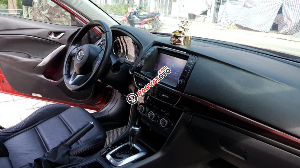 Cần bán xe Mazda 6 2.0AT đời 2015, màu đỏ-7