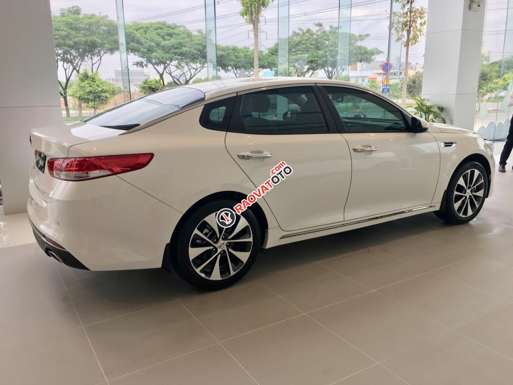 Kia Optima 2016 Phân khúc D giá hạng C cho những ai đam mê-1