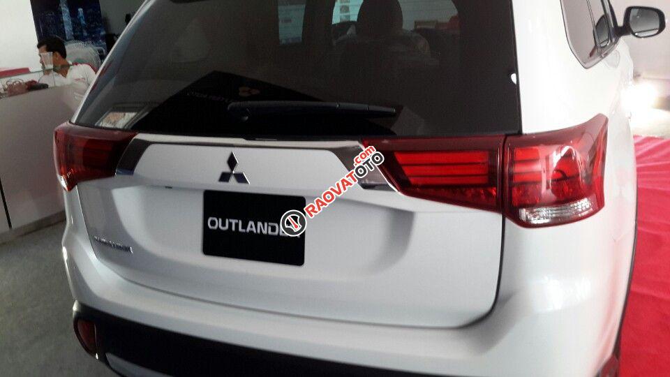 Đà Nẵng- Bán Mitsubishi All New Outlander 2.0 CVT giá: 822tr - LH: Đông Anh: 0931911444. Giảm giá sốc-5