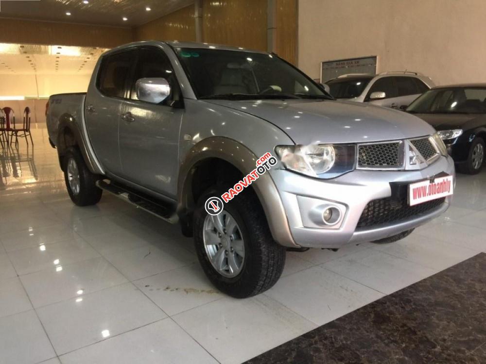 Bán xe Mitsubishi Triton sản xuất 2009, màu bạc, nhập khẩu nguyên chiếc số sàn, 325tr-6