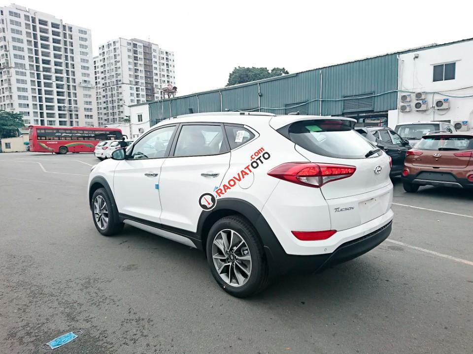 Hyundai Tucson 2017 2.0 AT CKD Euro4 Turbo bản đặc biệt, KM lớn giao liền-1