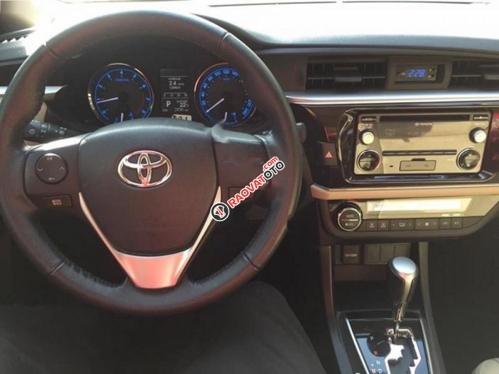 Cần bán xe Toyota Corolla altis 1.8G AT năm 2015, màu đen, chính chủ, giá cạnh tranh-5