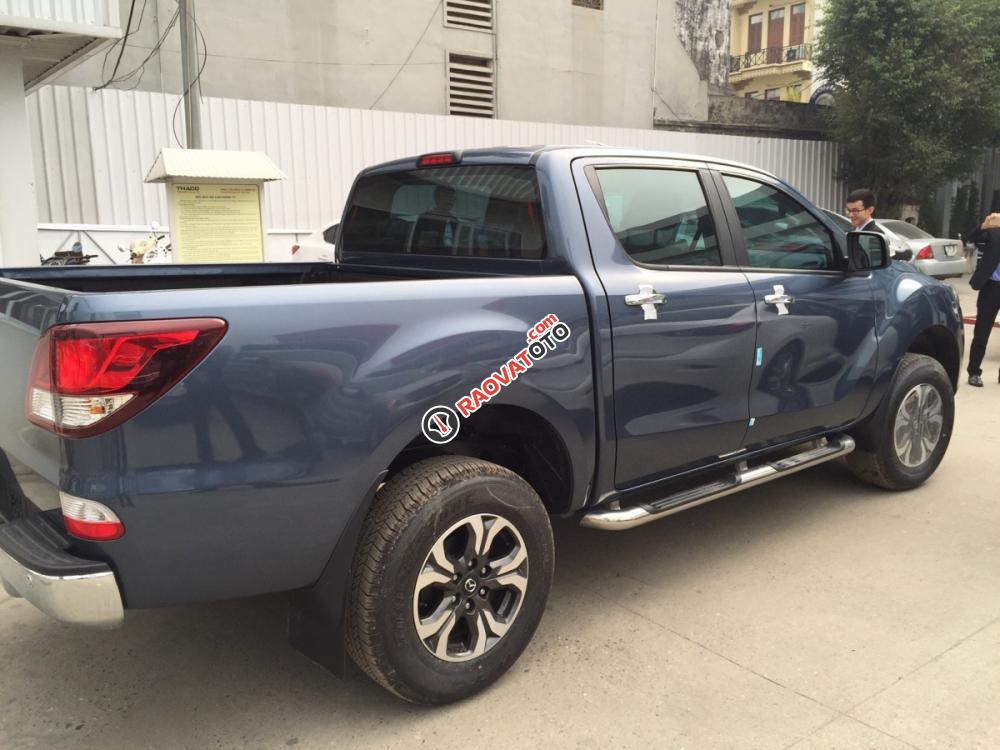 Bán Mazda BT 50 2.2 AT 2017, giá tốt nhất, hỗ trợ trả góp 85% - Giao xe nhanh - Liên hệ 01665892196 Mazda Phạm Văn Đồng-2