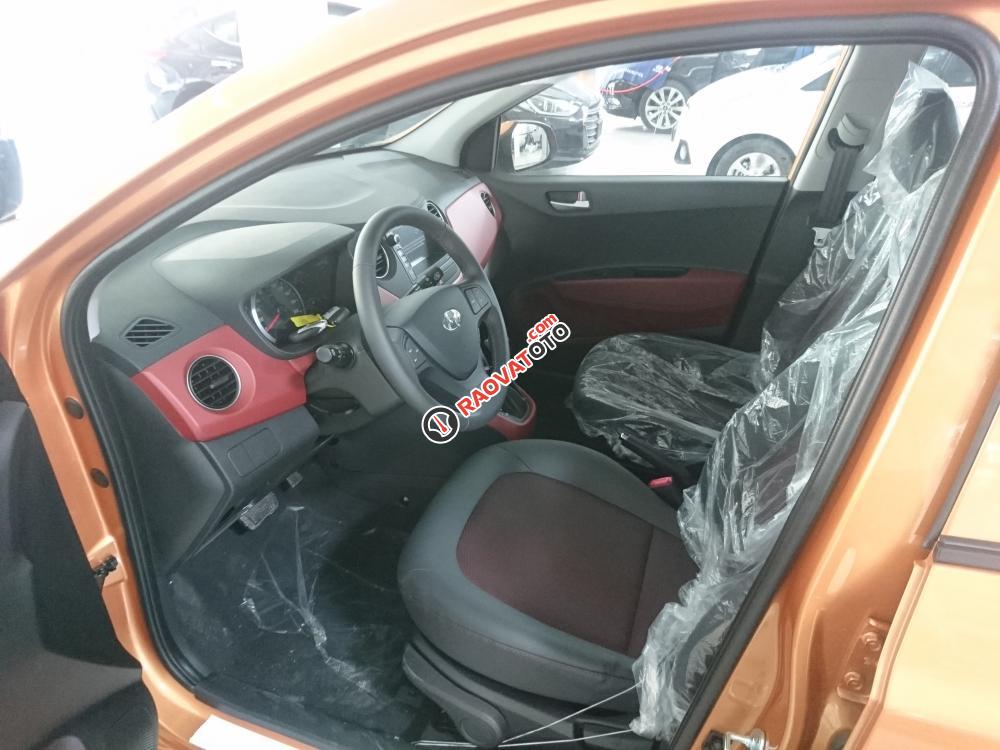 Bán xe Hyundai Grand i10 sản xuất 2018 màu cam, các phiên bản, mua xe chỉ từ 90 triệu, LH 090.467.5566-4