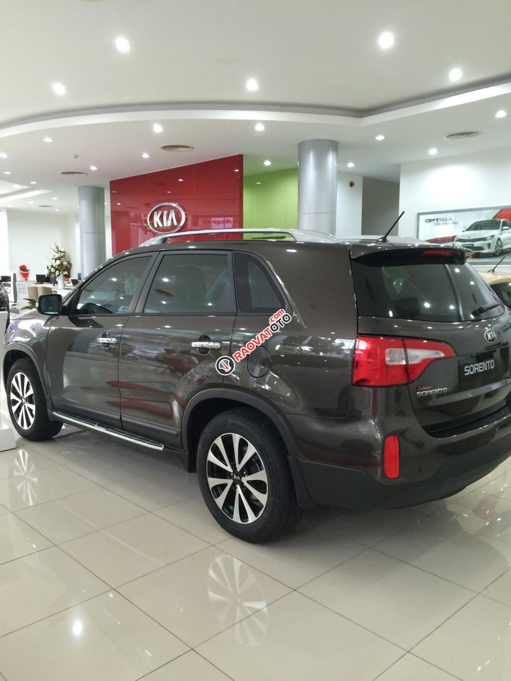 Bán Kia Sorento GAT đời 2016, màu nâu giá cạnh tranh-3