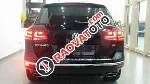 Xe gầm cao SUV nhập Đức Volkswagen Touareg GP 3.6l, màu đen. Thu Hương: 0902.608.293-4