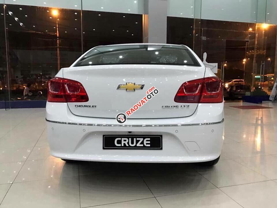 Cruze LTZ model 2018, trả góp 95%, chỉ cần 120tr, giảm trực tiếp 80tr, đủ màu giao ngay, LH: Mr Quyền 0961.848.222-2