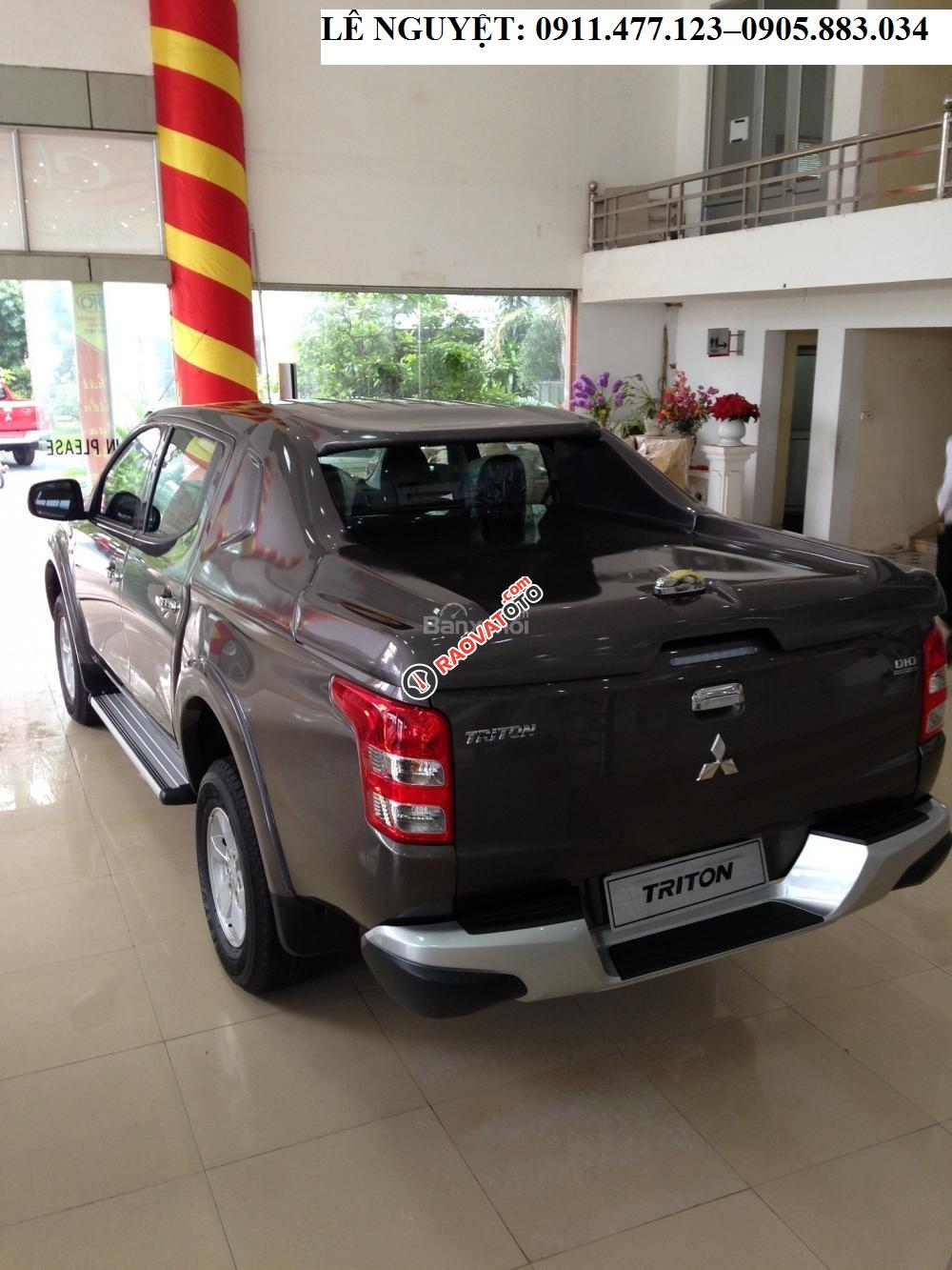 Cần bán Mitsubishi Triton AT 2 cầu,Mivec mới đời 2017, màu nâu, nhập khẩu chính hãng, liên hệ Lê Nguyệt: 0911.477.123-1