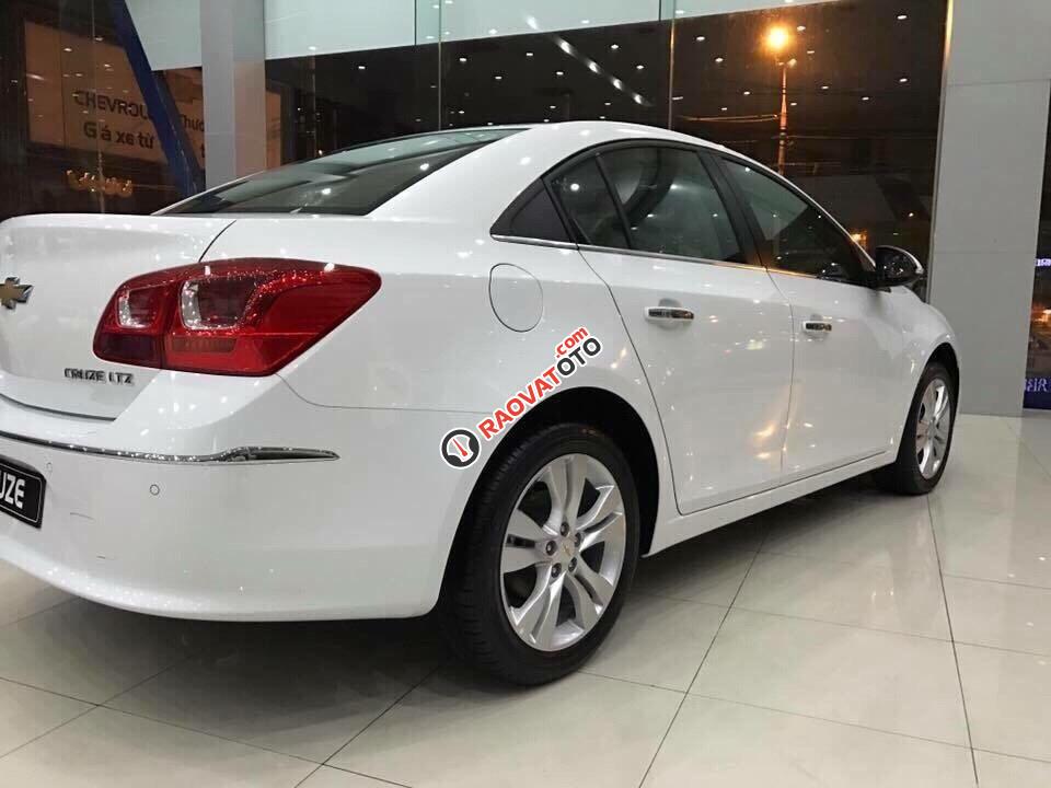 Bán xe Chevrolet Cruze 2018, trả góp 95%, chỉ cần 86tr, giảm trực tiếp 80tr, đủ màu giao ngay, LH: Mr Quyền 0961.848.222-5