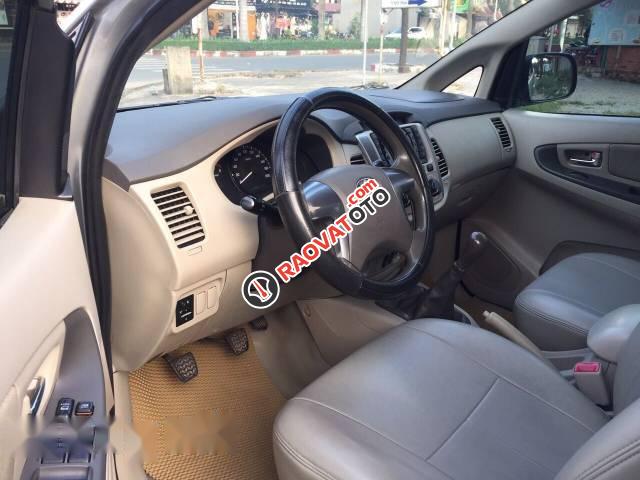 Bán xe Toyota Innova đời 2014, màu bạc, 565 triệu-0