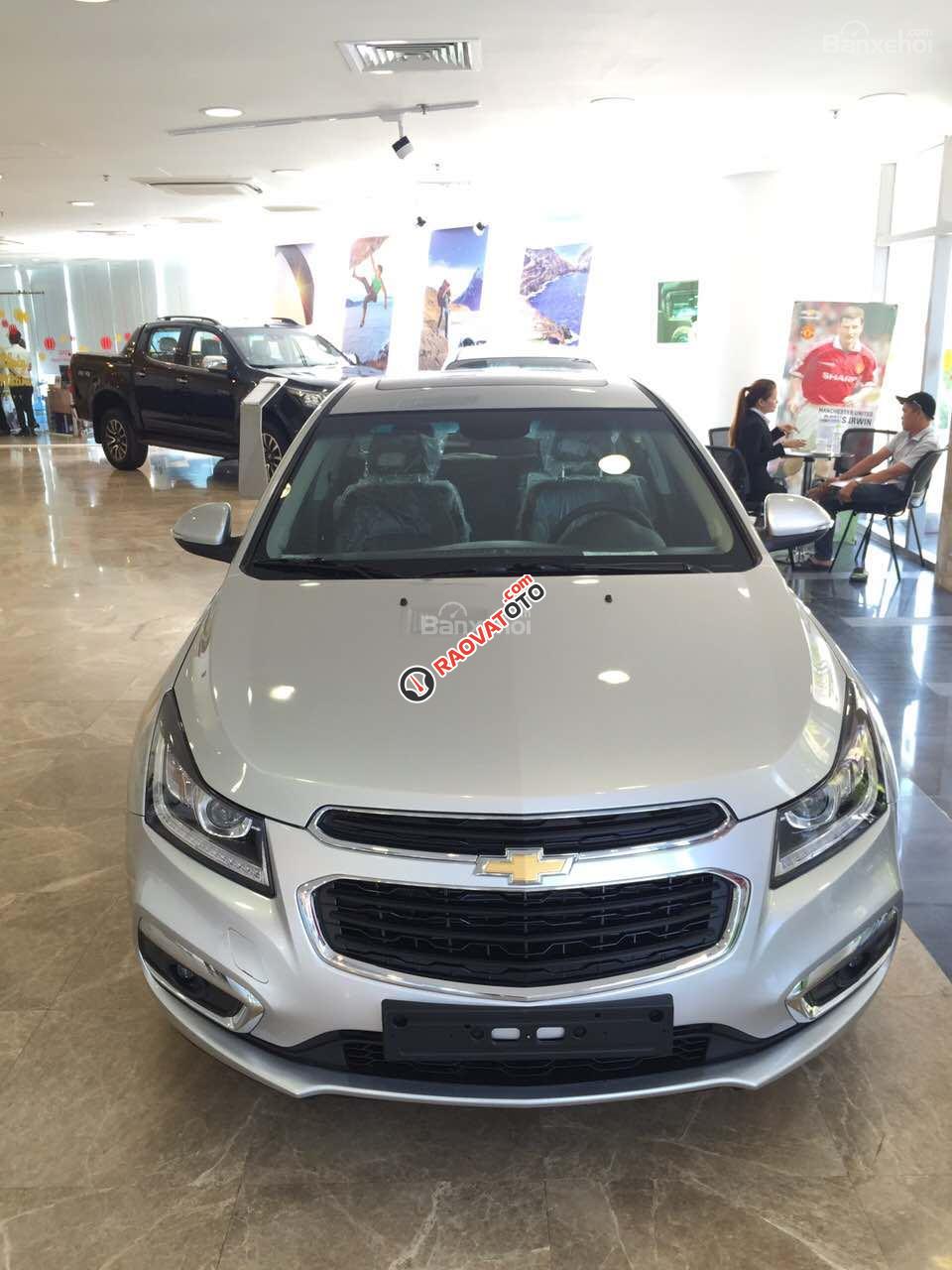 Chevrolet Cruze 1.8 LTZ màu bạc, chỉ từ 150 triệu (vay 90% không thế chấp nhà đất) Nhung 0907148849-7